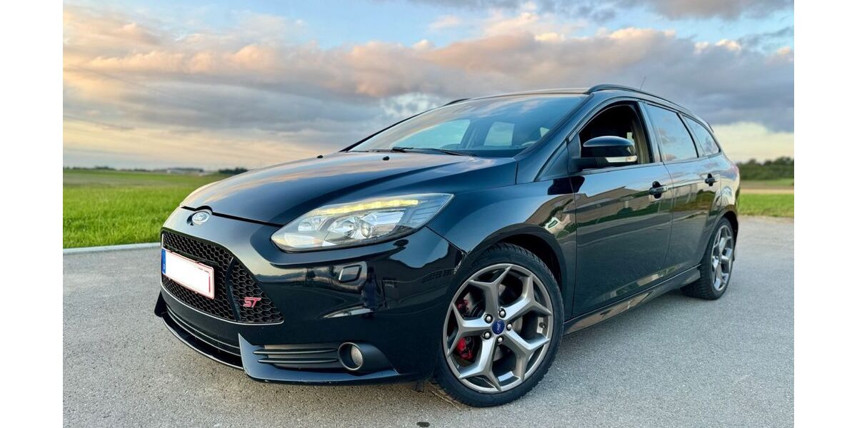Ford Focus 128.000 km 8.990 &euro; Kirchzarten 79199