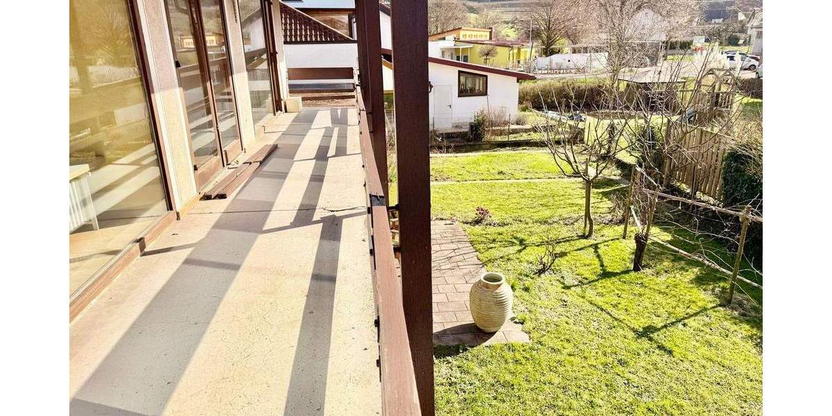Einfamilienhaus Sasbach am Kaiserstuhl Jechtingen - 5 Zimmer, 156 m&sup2;, 529.000&euro; | Angebot:25703769