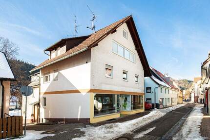 Haus Titisee-Neustadt Neustadt - 8 Zimmer, 152 m&sup2;, 399.000&euro; | Angebot:25797708