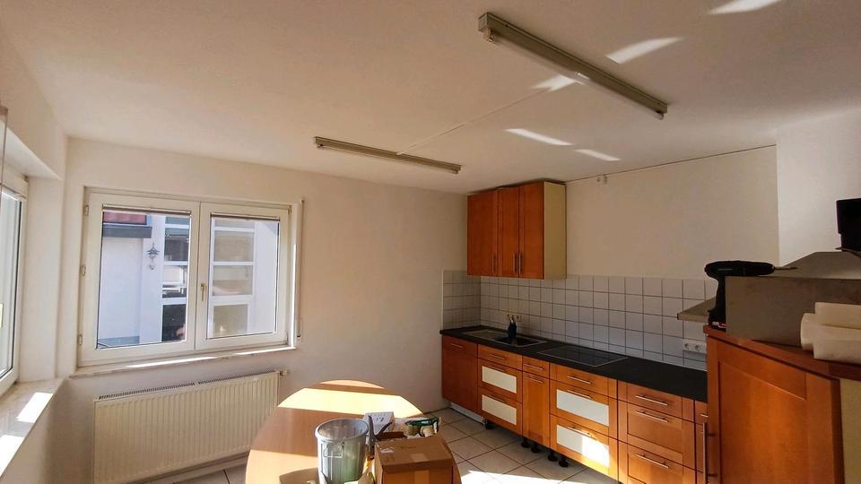 Schöne Gewerberäume auf 2 Etagen, teibar