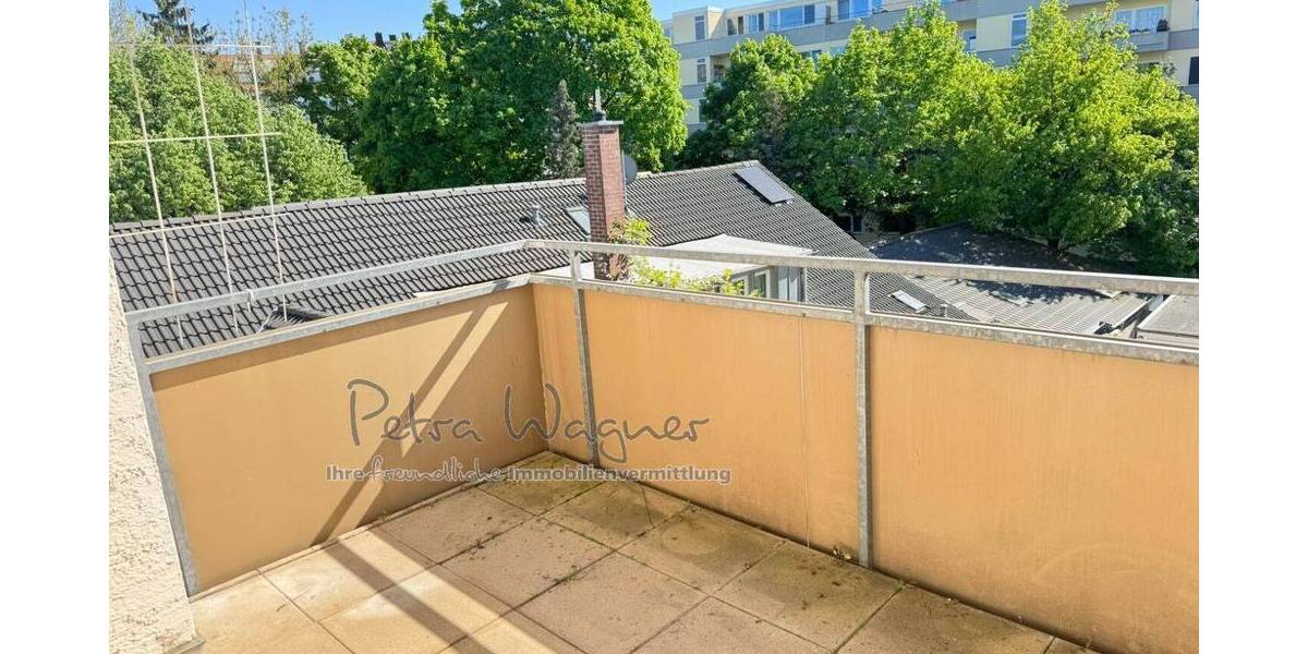 Etagenwohnung Freiburg im Breisgau Stühlinger - 3 Zimmer, 103 m&sup2;, 498.000&euro; | Angebot:26433507