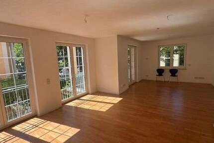 Wohnung Freiburg im Breisgau Oberau - 4 Zimmer, 133 m&sup2;, 2.000&euro; | Angebot:27327571