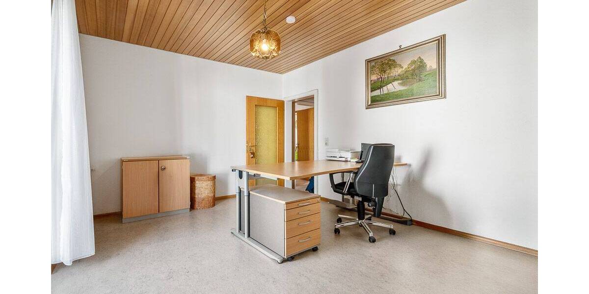 Mehrfamilienhaus, Wohnhaus Freiburg im Breisgau Zähringen - 1 Zimmer, 179 m&sup2;, 725.000&euro; | Angebot:26138875