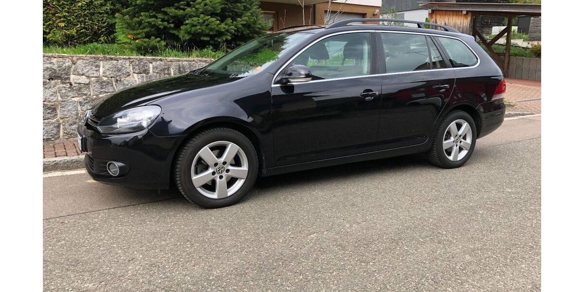 VW Golf 194.000 km 5.300 &euro; Denzlingen 79211