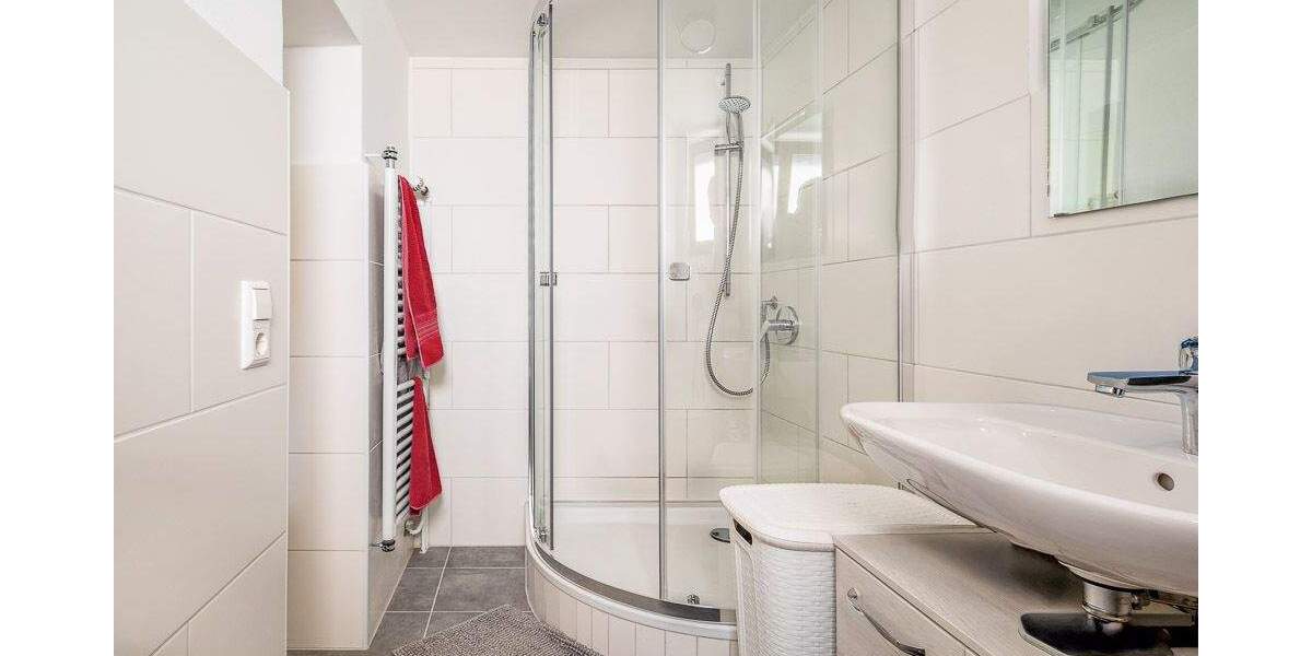 Mehrfamilienhaus, Wohnhaus Bad Krozingen - 1 Zimmer, 302 m&sup2;, 873.000&euro; | Angebot:25678413