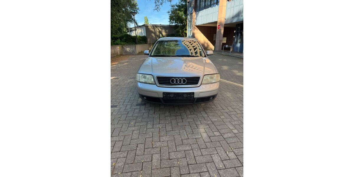 Audi A6 89.000 km 2.990 &euro; Freiburg im Breisgau 79100