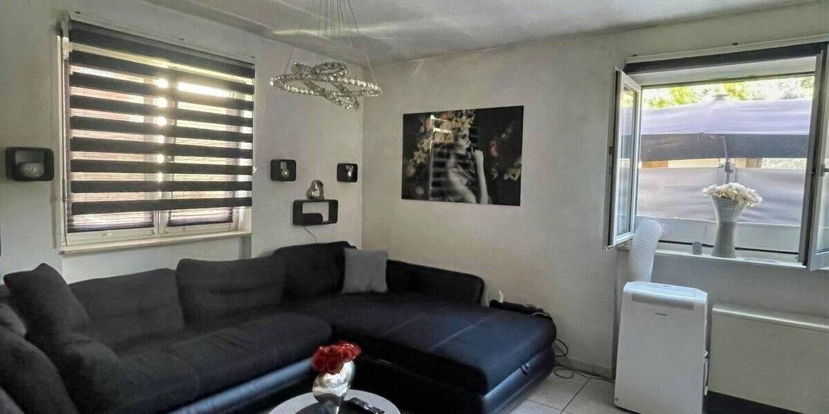 Mehrfamilienhaus, Wohnhaus Neuenburg - 8 Zimmer, 210 m&sup2;, 650.000&euro; | Angebot:25669952