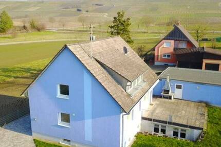 Haus Ehrenkirchen Scherzingen - 7 Zimmer, 153 m&sup2;, 940.000&euro; | Angebot:23961915