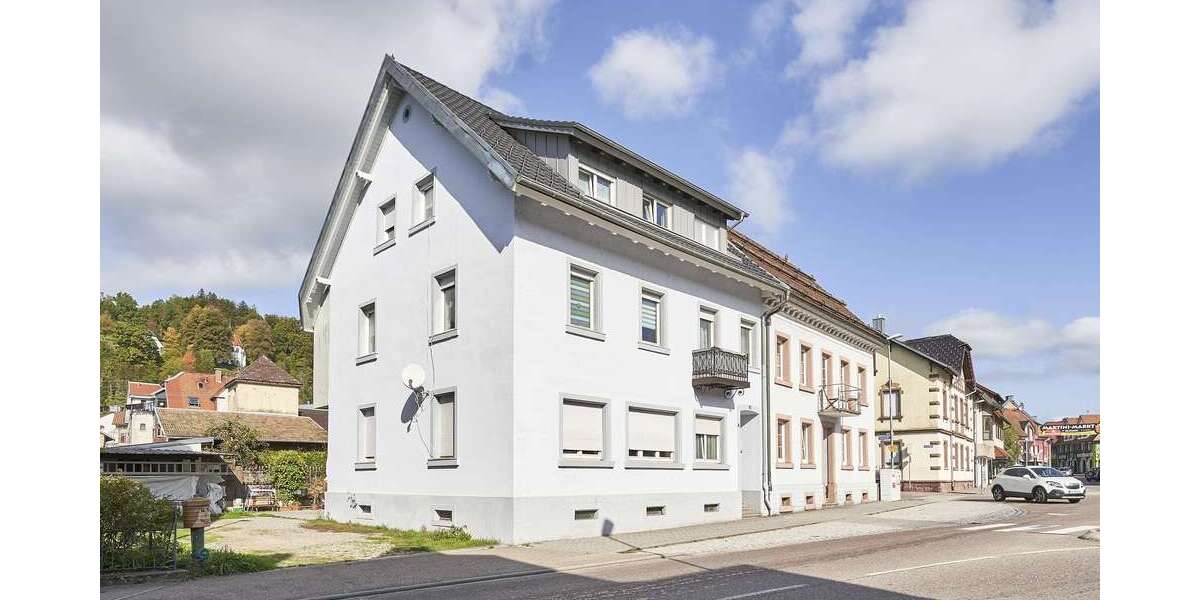 Einfamilienhaus Elzach - 9 Zimmer, 193 m&sup2;, 630.000&euro; | Angebot:13044012