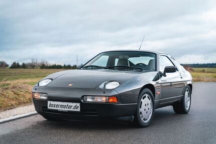 Porsche 928