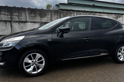 Renault Clio 108.000 km 6.700 &euro; Kenzingen 79341