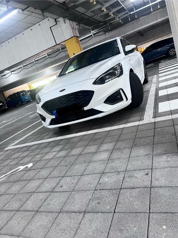 Ford Focus 125.000 km 10.000 € Merzhausen 79248