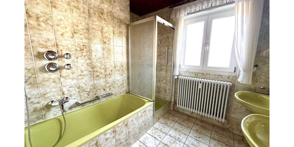 Etagenwohnung Kenzingen - 3 Zimmer, 91 m&sup2;, 310.000&euro; | Angebot:25703740