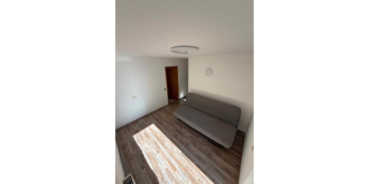 Erdgeschoßwohnung Endingen am Kaiserstuhl - 3 Zimmer, 82 m&sup2;, 1.000&euro; | Angebot:26662151