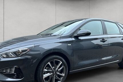 Hyundai i30 33.890 km 16.490 &euro; Freiburg 79108