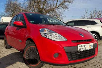 Renault Clio 81.000 km 3.950 &euro; Freiburg im Breisgau 79111