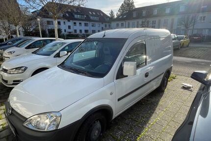Opel Combo 77.000 km 5.990 &euro; Freiburg im Breisgau 79104