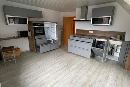 Wunderschöne, helle 3,5-Zimmer Wohnung mit Balkon (Maisonette) i zimmer