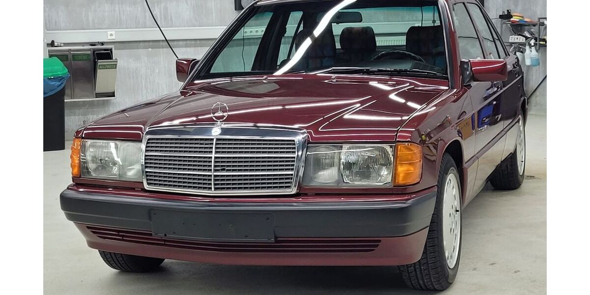 Mercedes-Benz 190 291.000 km 8.890 &euro; Freiburg im Breisgau 79110