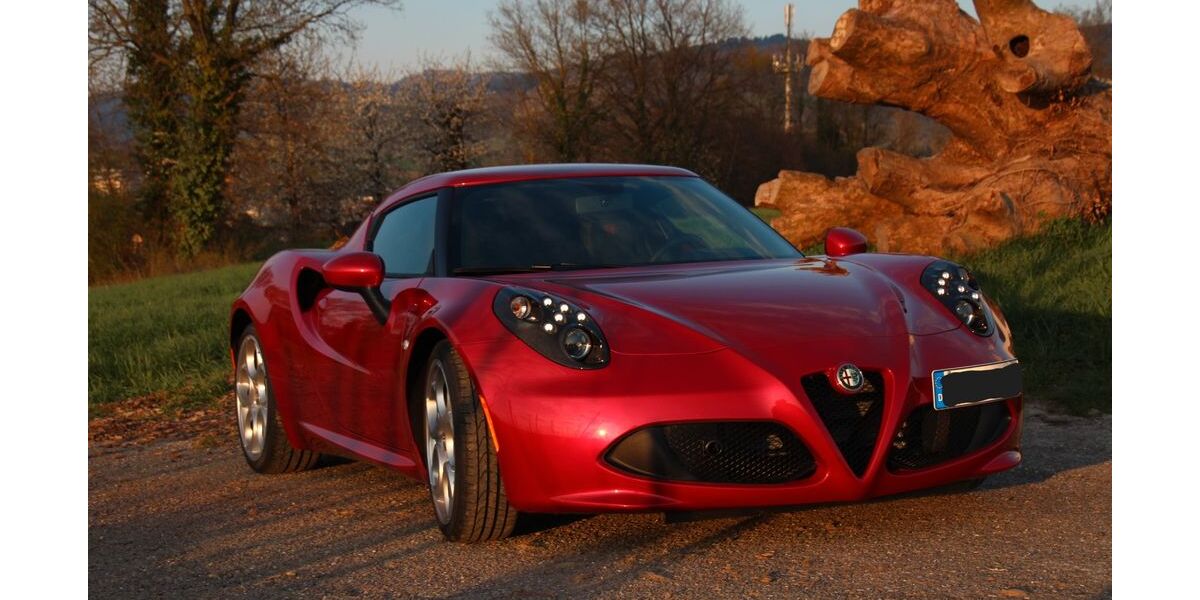 Alfa Romeo 4C 9.500 km 85.000 &euro; Müllheim 79379