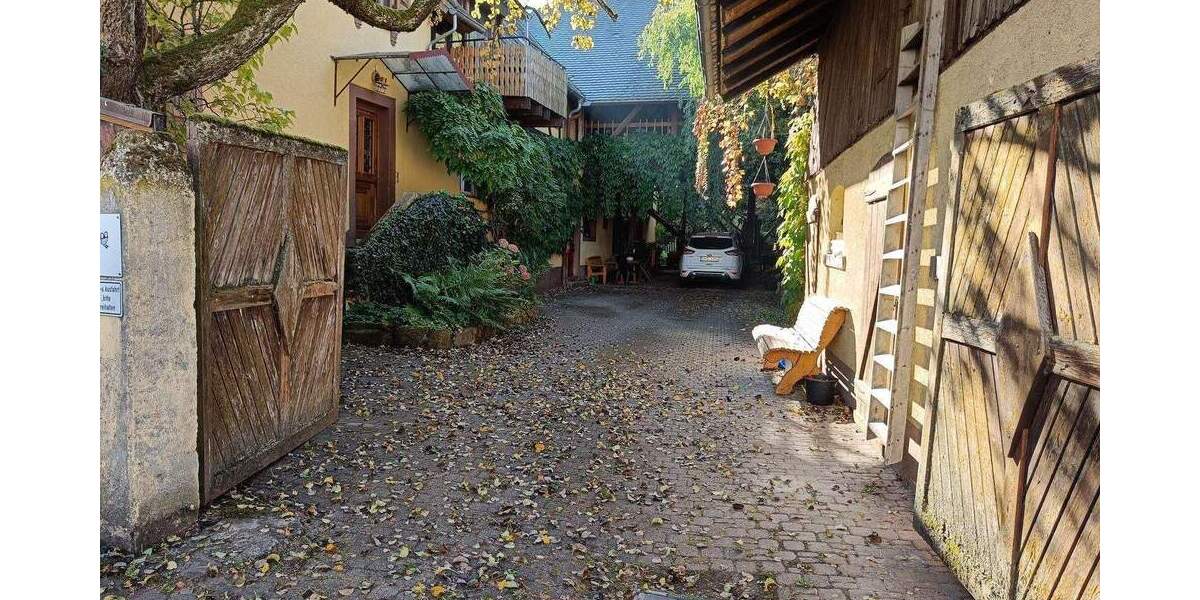 Mehrfamilienhaus, Wohnhaus Endingen Amoltern - 6 Zimmer, 200 m&sup2;, 375.000&euro; | Angebot:24435552