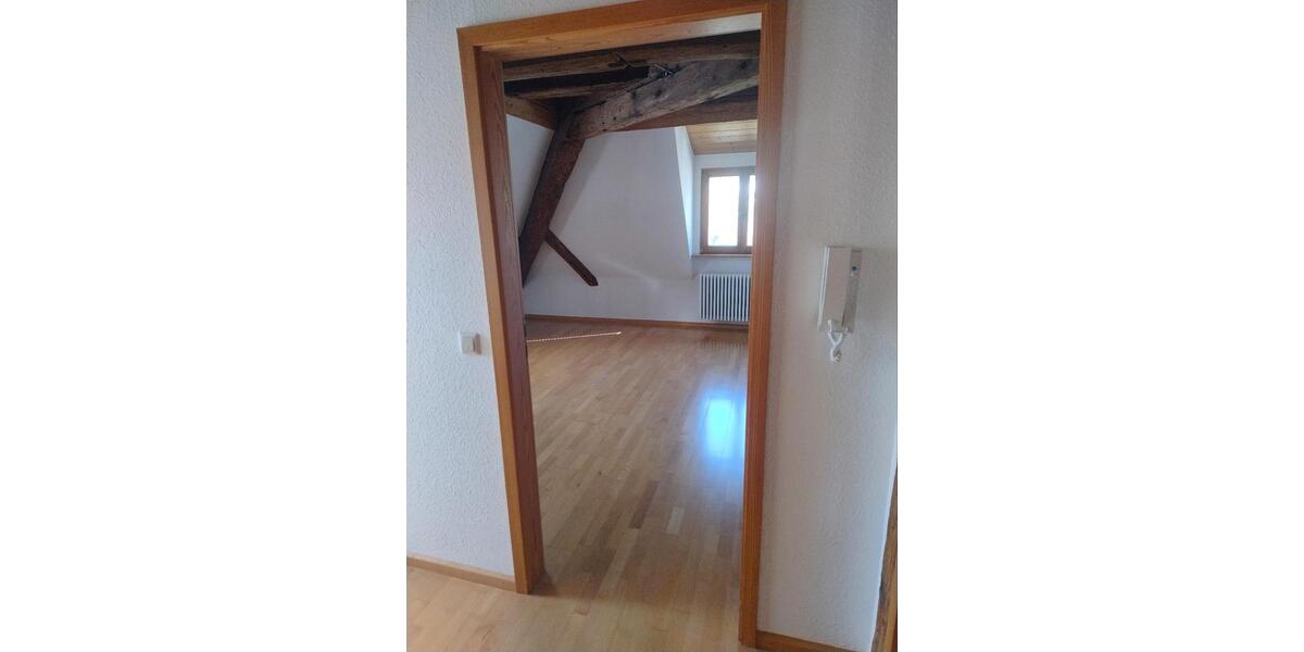 Dachgeschoßwohnung Sulzburg - 3 Zimmer, 87 m&sup2;, 1.050&euro; | Angebot:26414173