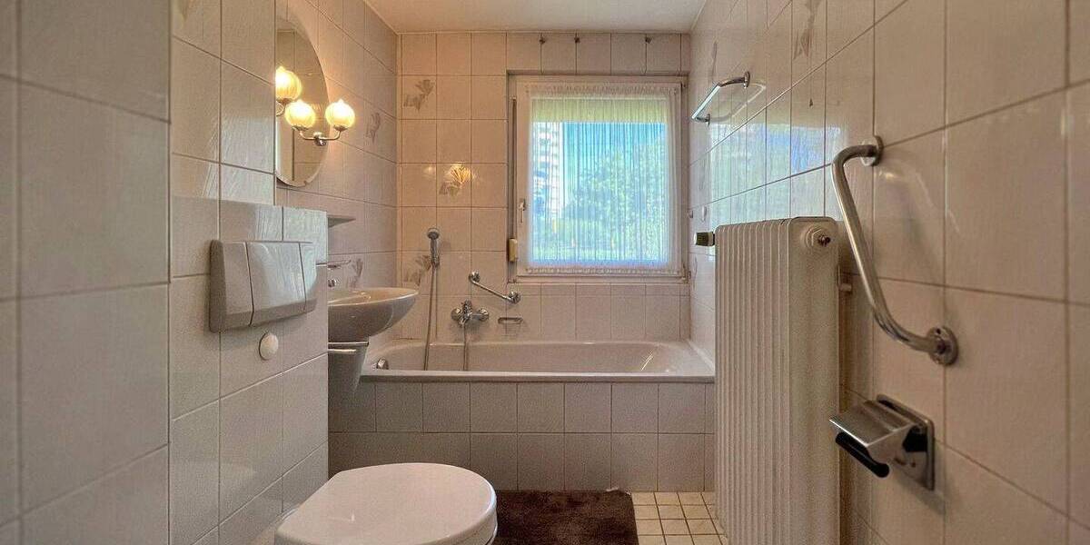 Mehrfamilienhaus, Wohnhaus Freiburg i. Br. / Haslach Haslach - 4 Zimmer, 157 m&sup2;, 819.000&euro; | Angebot:26824560