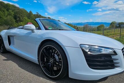 Audi R8 61.000 km 76.300 &euro; Freiburg 79110