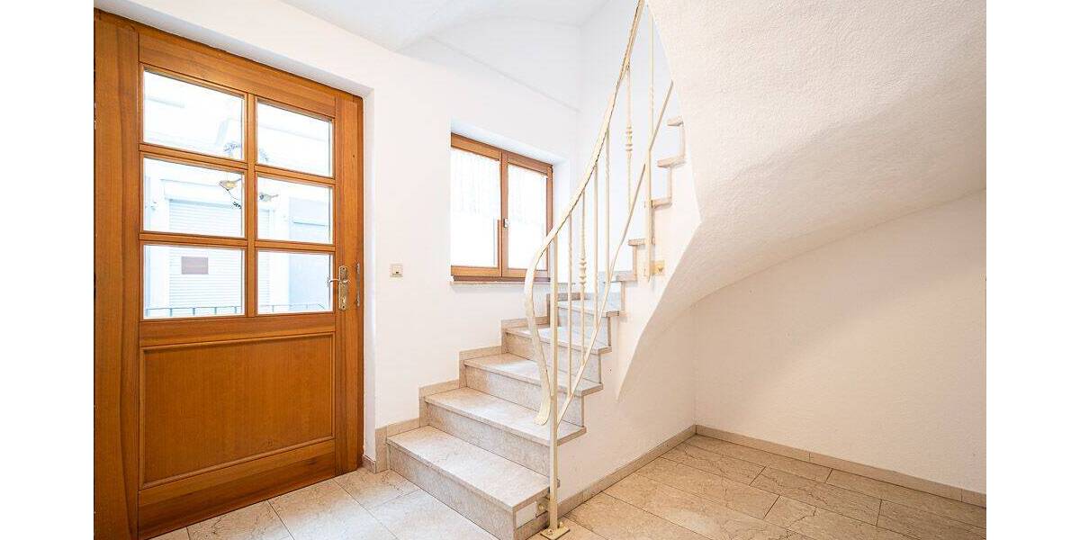 Etagenwohnung Sulzburg - 4 Zimmer, 102 m&sup2;, 245.000&euro; | Angebot:25678423