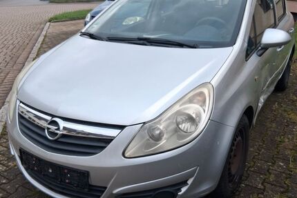 Opel Corsa 179.000 km 2.497 € Zell im Wiesental 79669