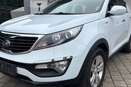 Kia Sportage 150.000 km 8.900 € Staufen Im Breisgau 79219