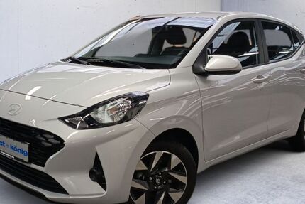 Hyundai i10 9.700 km 16.490 &euro; Freiburg im Breisgau 79108