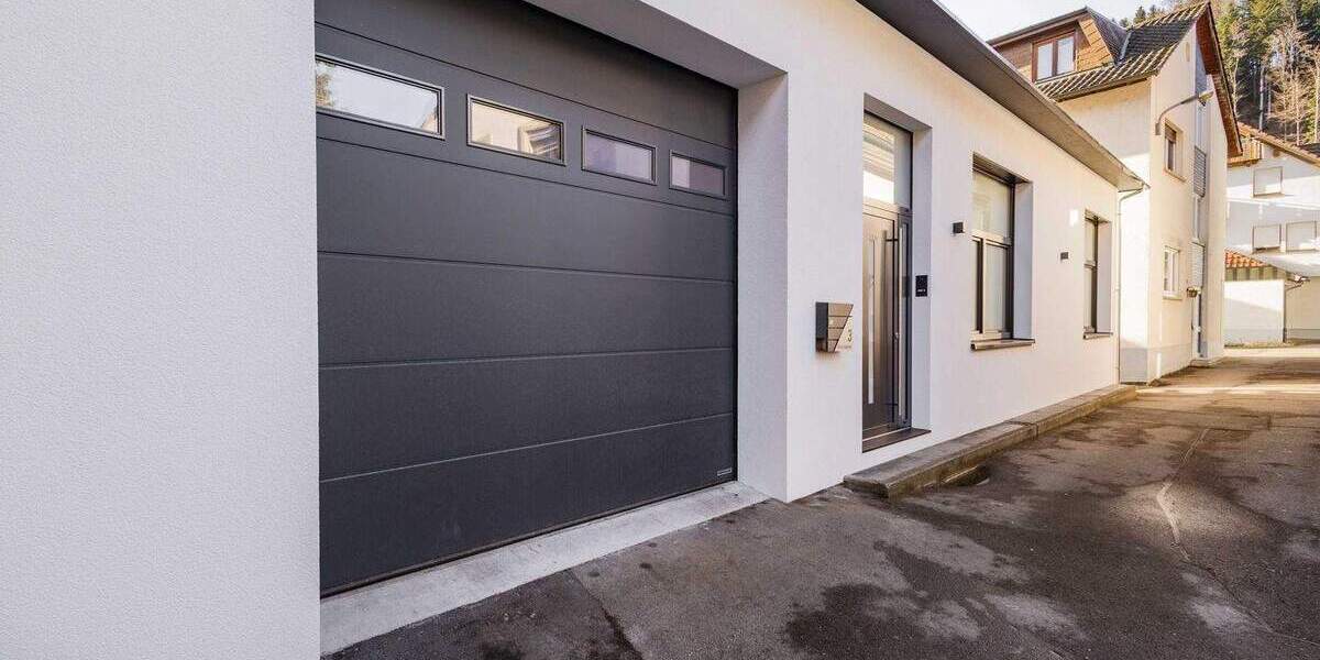 Gewerbeobjekt Elzach - 8 Zimmer, 361 m&sup2;, 897.000&euro; | Angebot:24698916