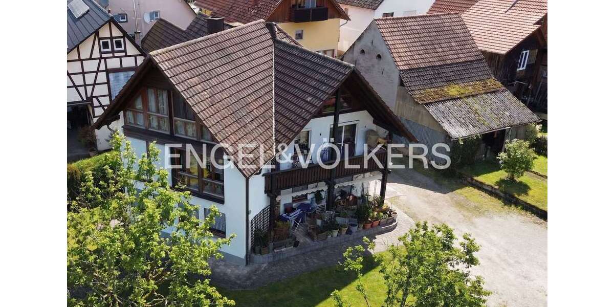 Etagenwohnung Ettenheimmünster - 5 Zimmer, 160 m&sup2;, 420.000&euro; | Angebot:26308556