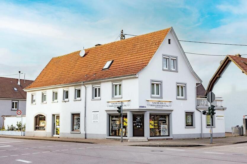Vielseitige Gewerbefläche in Köndringen direkt an der Straße - nähe Emmendingen zimmer