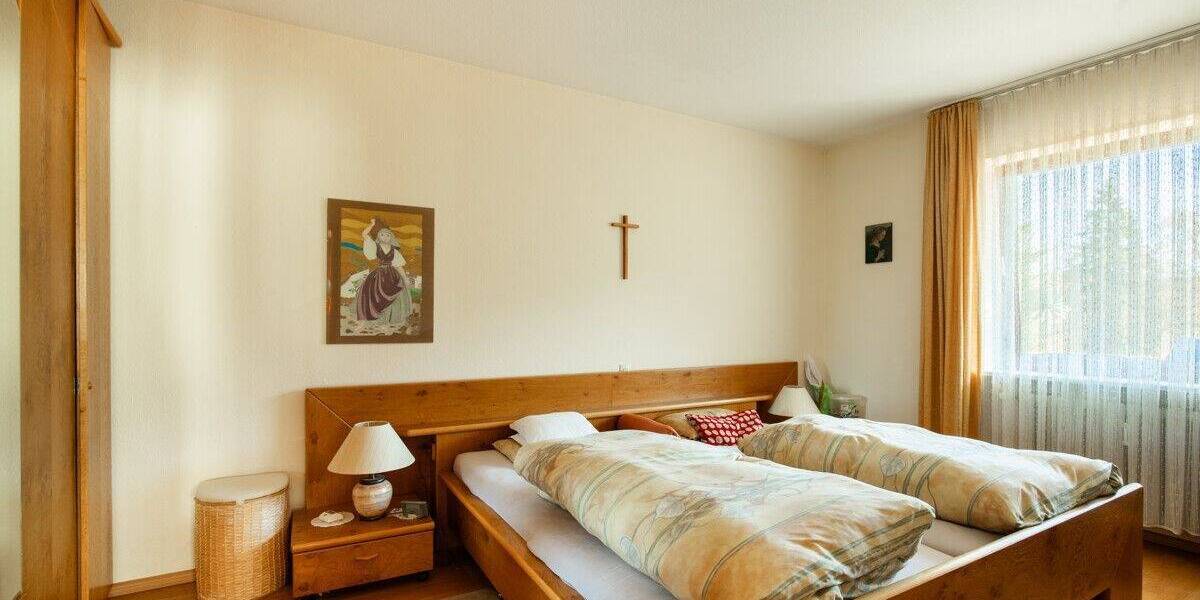 Mehrfamilienhaus, Wohnhaus Titisee-Neustadt Neustadt - 8 Zimmer, 214 m&sup2;, 549.000&euro; | Angebot:24029175