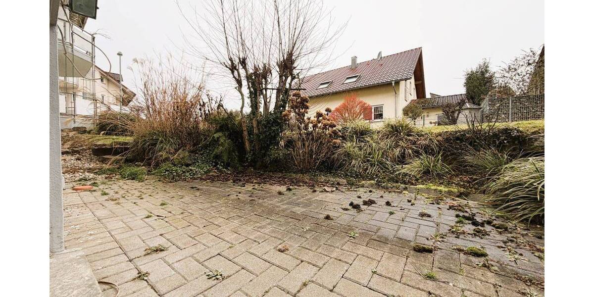 Etagenwohnung Ettenheim - 3 Zimmer, 92 m&sup2;, 900&euro; | Angebot:25703765