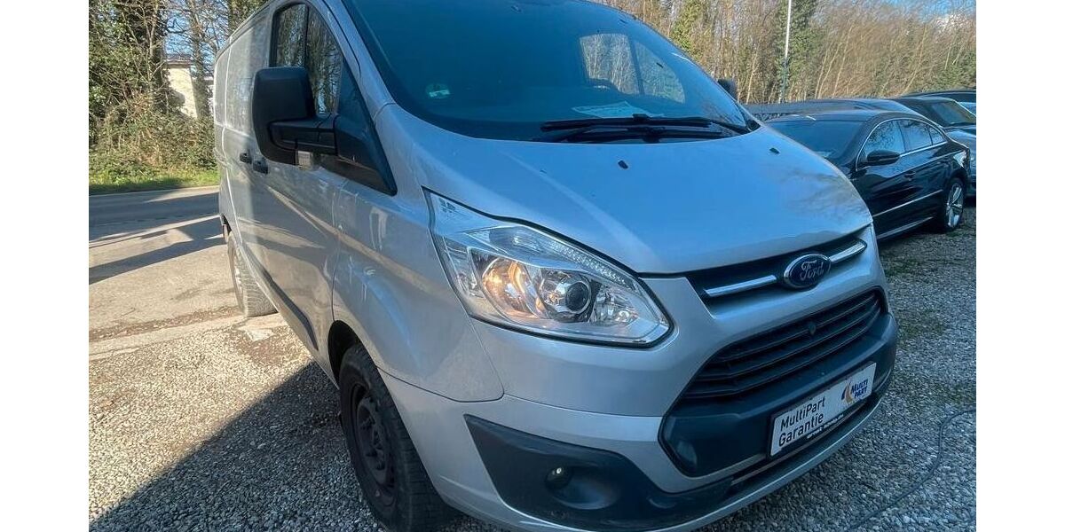 Ford Transit Custom 148.000 km 9.450 &euro; Ehrenkirchen-Kirchhofen 79238