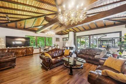 Haus Teningen Nimburg - 10 Zimmer, 570 m&sup2;, 990.000&euro; | Angebot:24529933