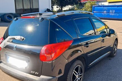 Peugeot 207 172.000 km 1.100 &euro; Freiburg 79111