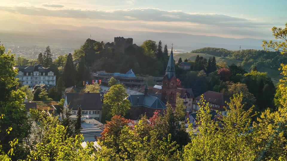 Etagenwohnung Badenweiler - 2 Zimmer, 64 m&sup2;, 265.000&euro; | Angebot:23877337