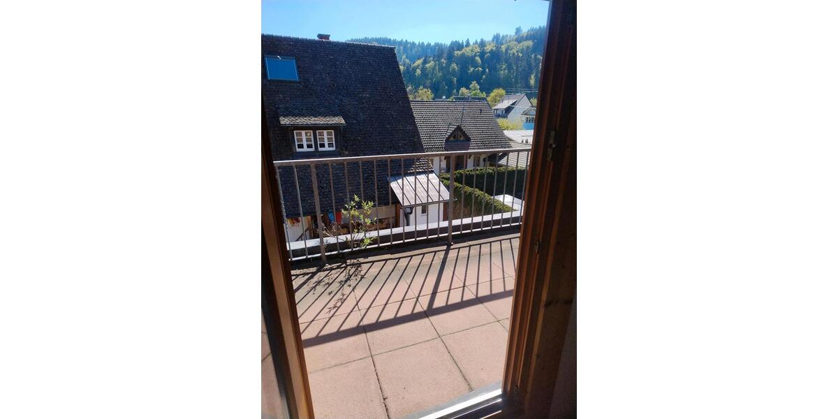 Dachgeschoßwohnung Sulzburg - 3 Zimmer, 87 m&sup2;, 1.050&euro; | Angebot:26414173