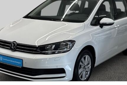 VW Touran 44.214 km 23.900 € Freiburg 79108