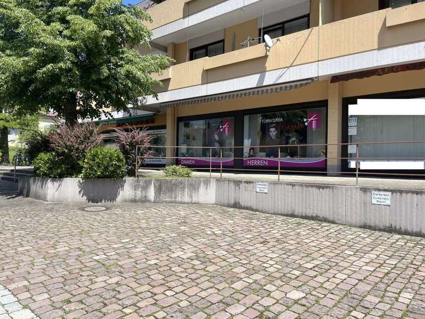 Einzelhandel in Freiburg im Breisgau Munzingen 250.000 € 63.96 m²