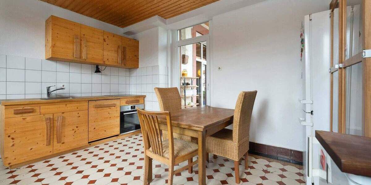 Etagenwohnung Freiburg im Breisgau Wiehre - 6 Zimmer, 171 m&sup2;, 1.249.000&euro; | Angebot:25747048