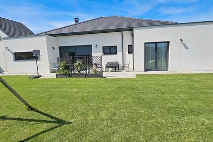 Haus Umkirch - 6 Zimmer, 161 m&sup2;, 597.000&euro; | Angebot:27198570