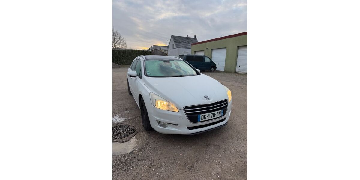 Peugeot 5008 220.000 km 3.400 &euro; Freiburg 79108