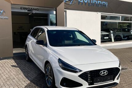 Hyundai i30 2.000 km 21.490 &euro; Emmendingen-Kollmarsreute 79312