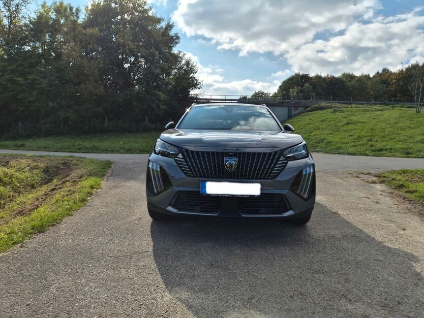 Peugeot 2008 17.735 km 24.900 € Freiburg 79111