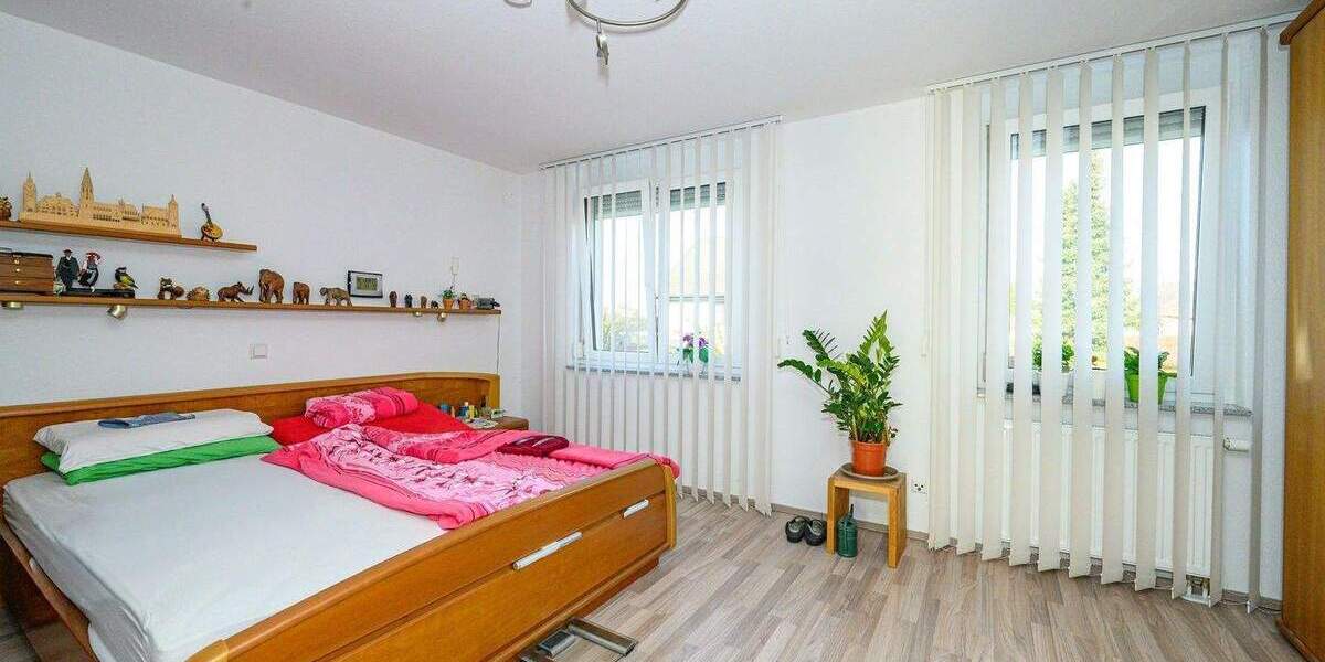 Reihenendhaus Breisach Niederrimsingen - 5 Zimmer, 130 m&sup2;, 690.000&euro; | Angebot:25744159
